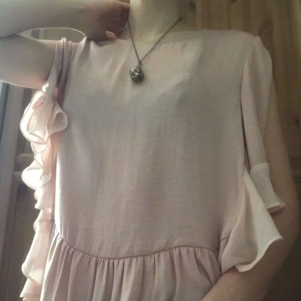 Sweet keyhole blouse